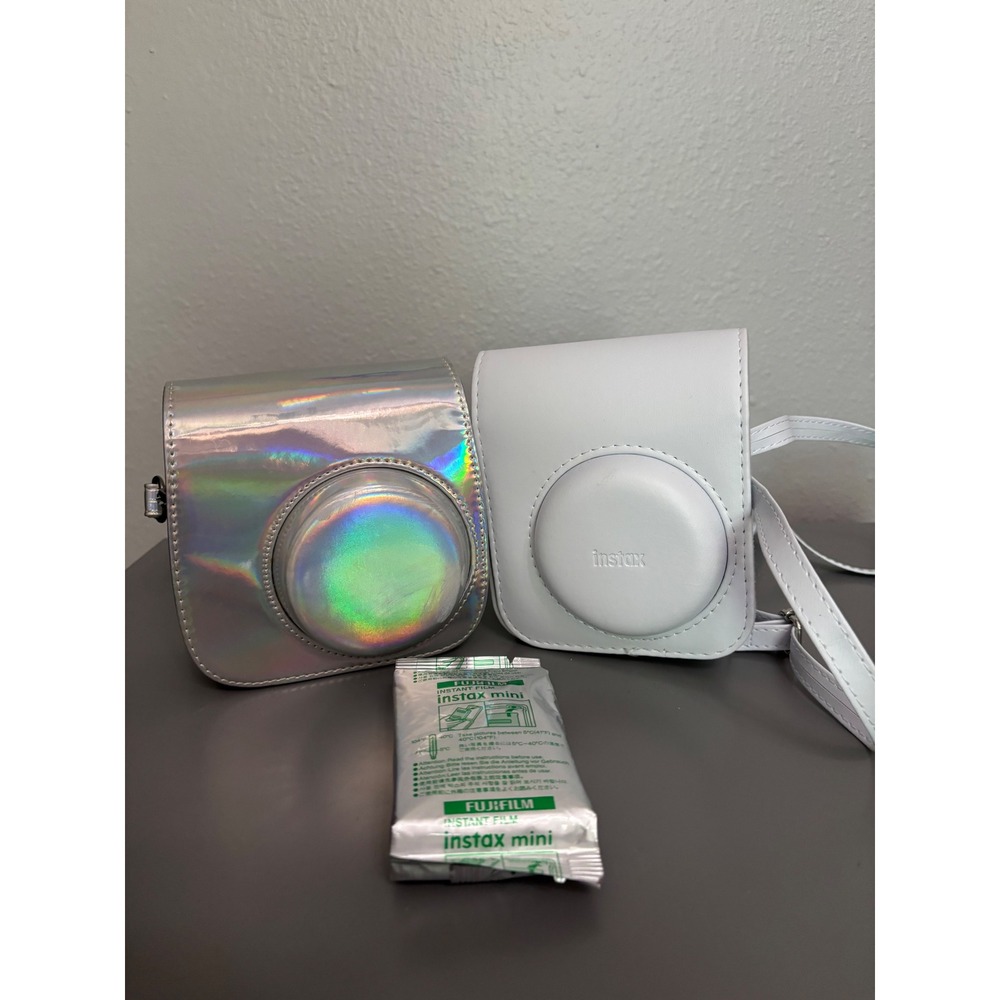 Fujifilm Instax Mini Camera Film and‎ Case Bundle White Holographic Silver